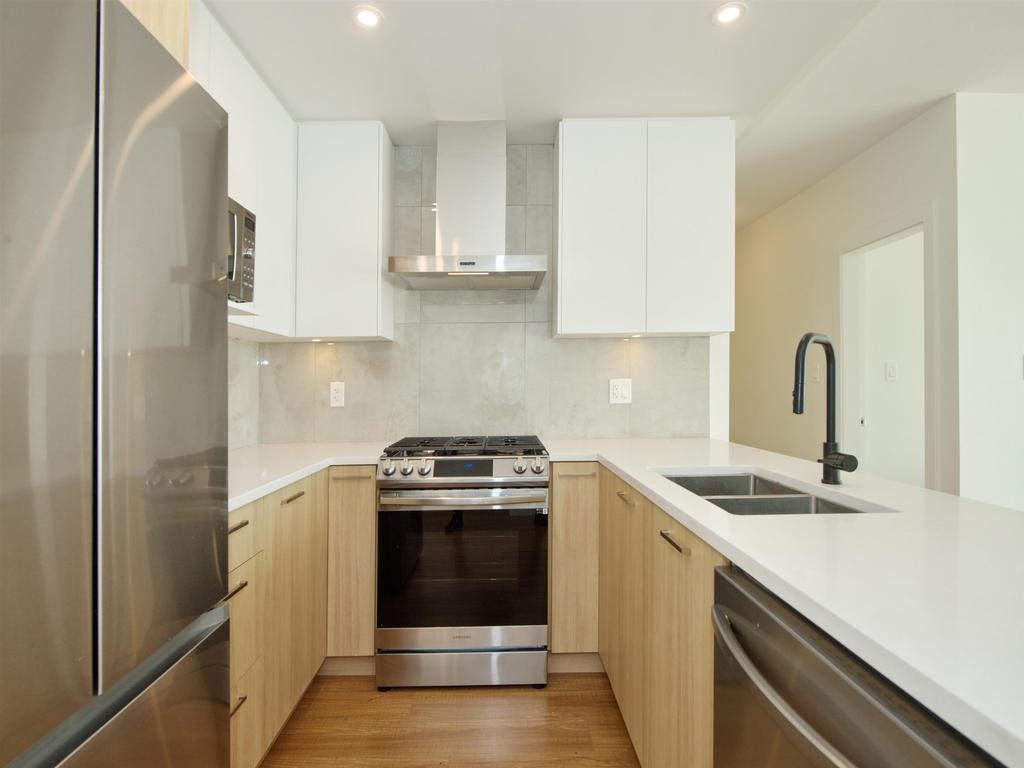 Listing Image for R3103414