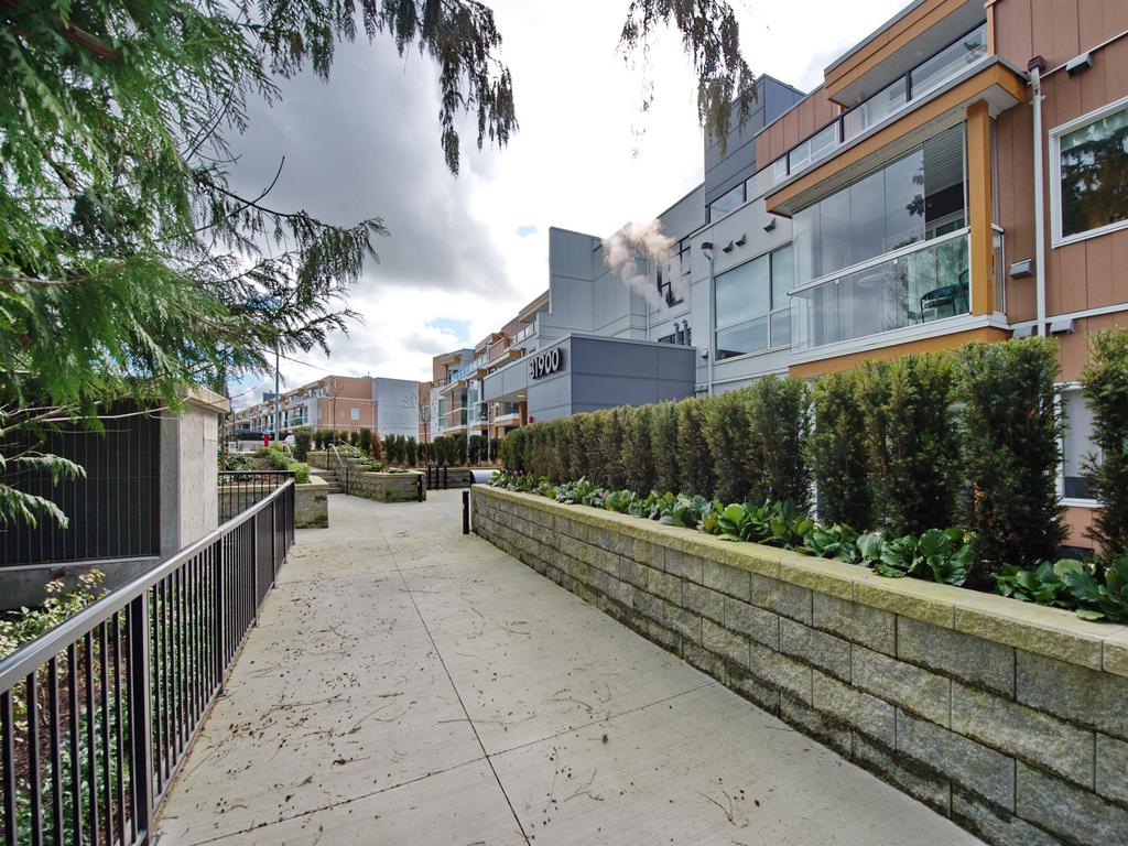 Listing Image for R3103414