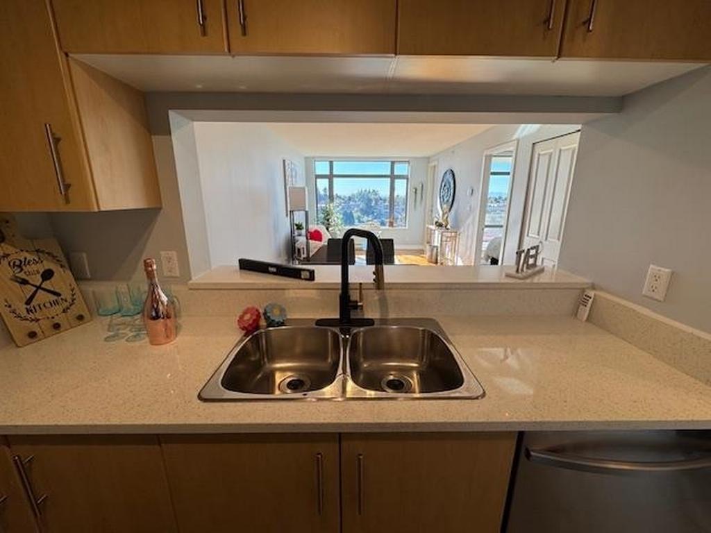 Listing Image for R3103423