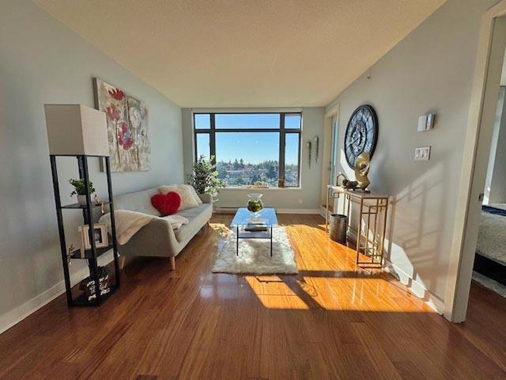 Listing Image for R3103423