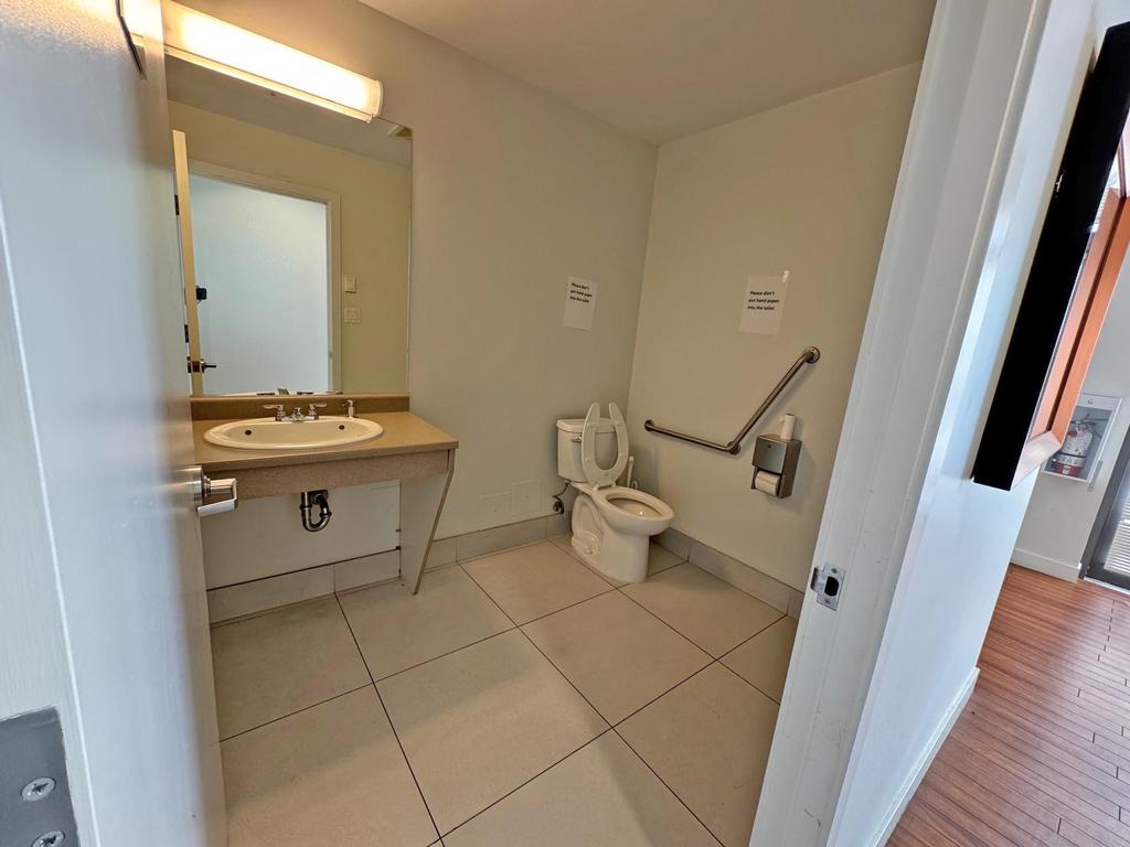 Listing Image for R3103423