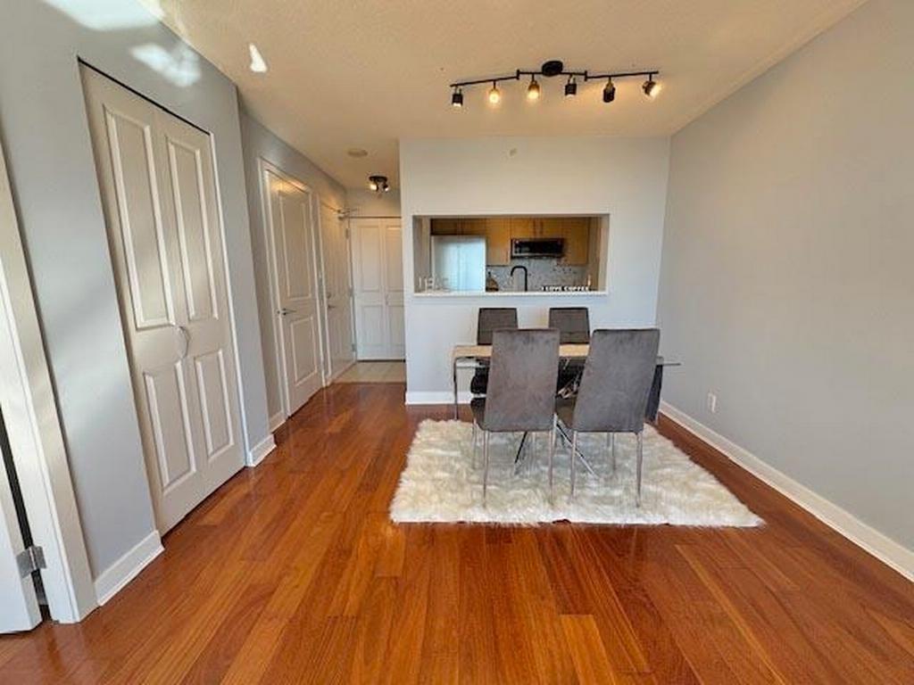 Listing Image for R3103423