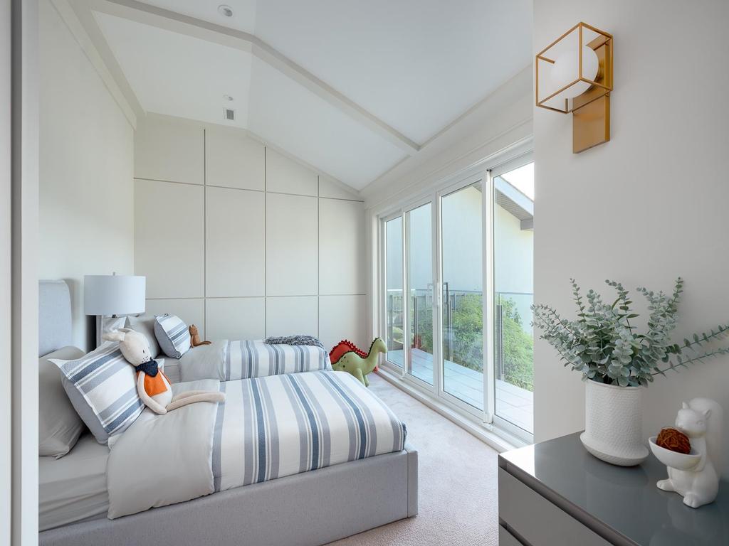 Listing Image for R3103425