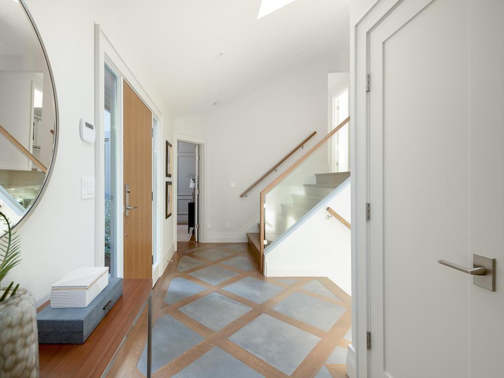 Listing Image for R3103425