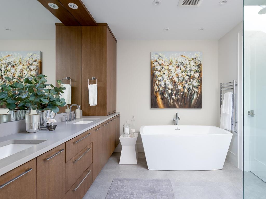 Listing Image for R3103425