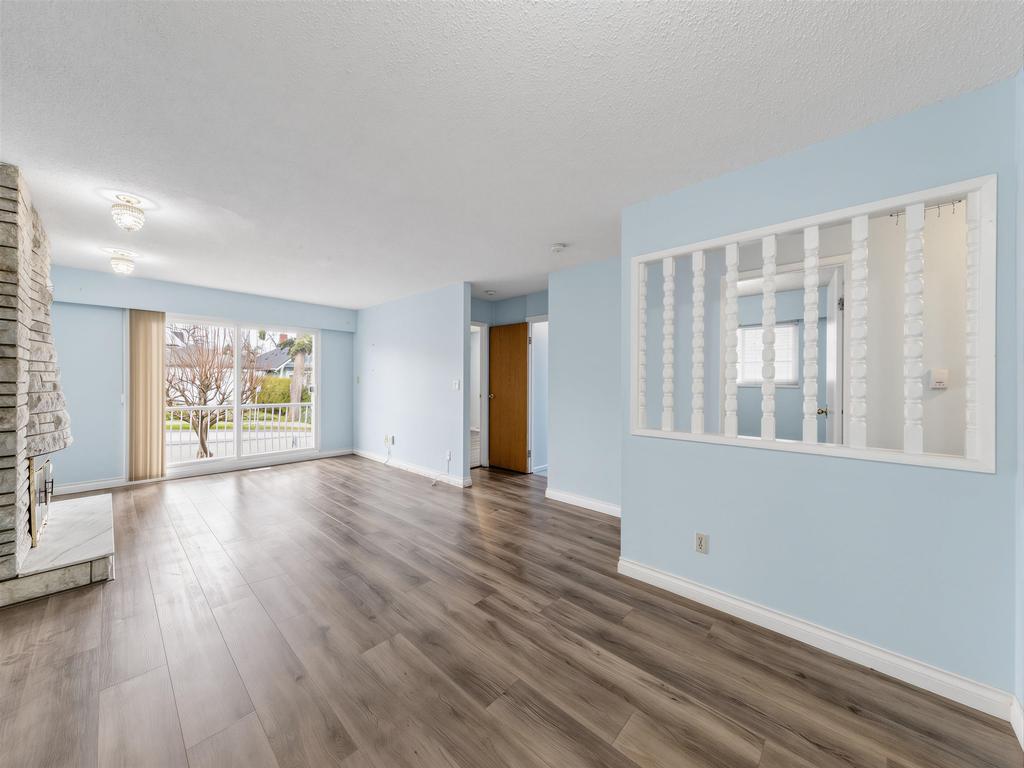 Listing Image for R3103501