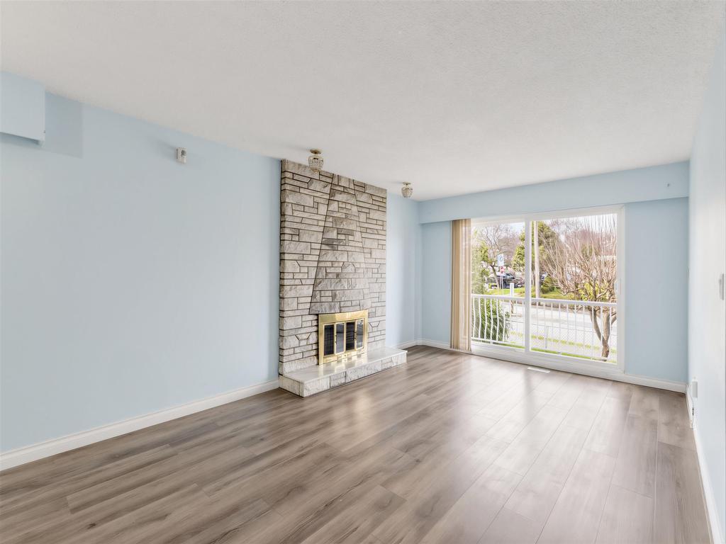 Listing Image for R3103501