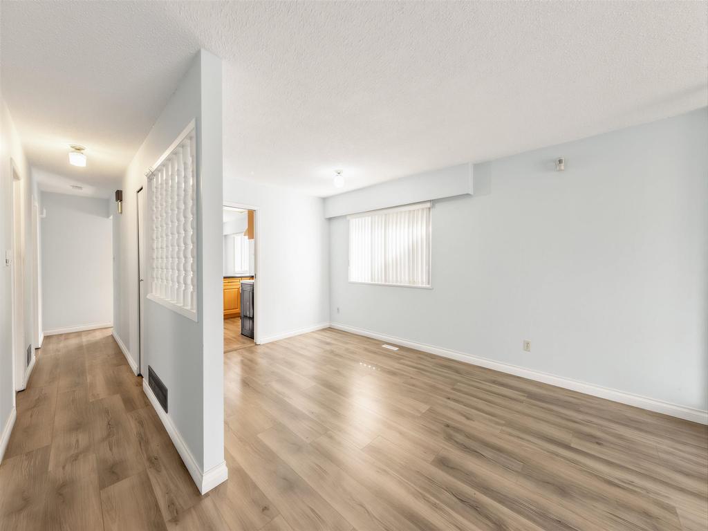 Listing Image for R3103501