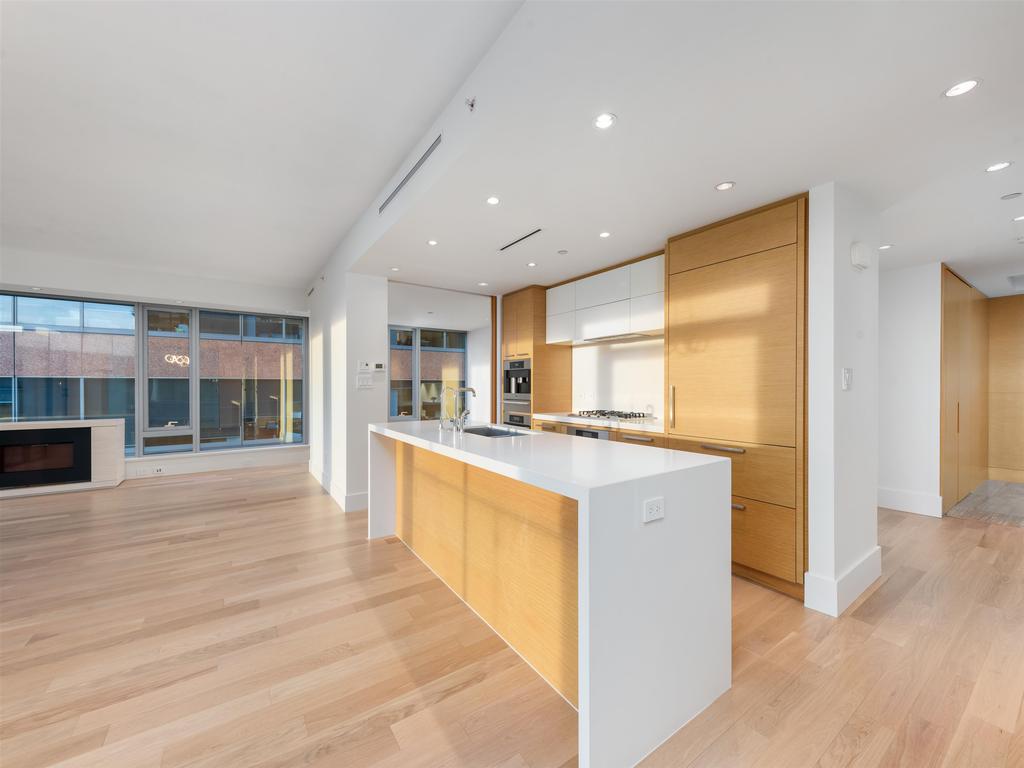 Listing Image for R3103546