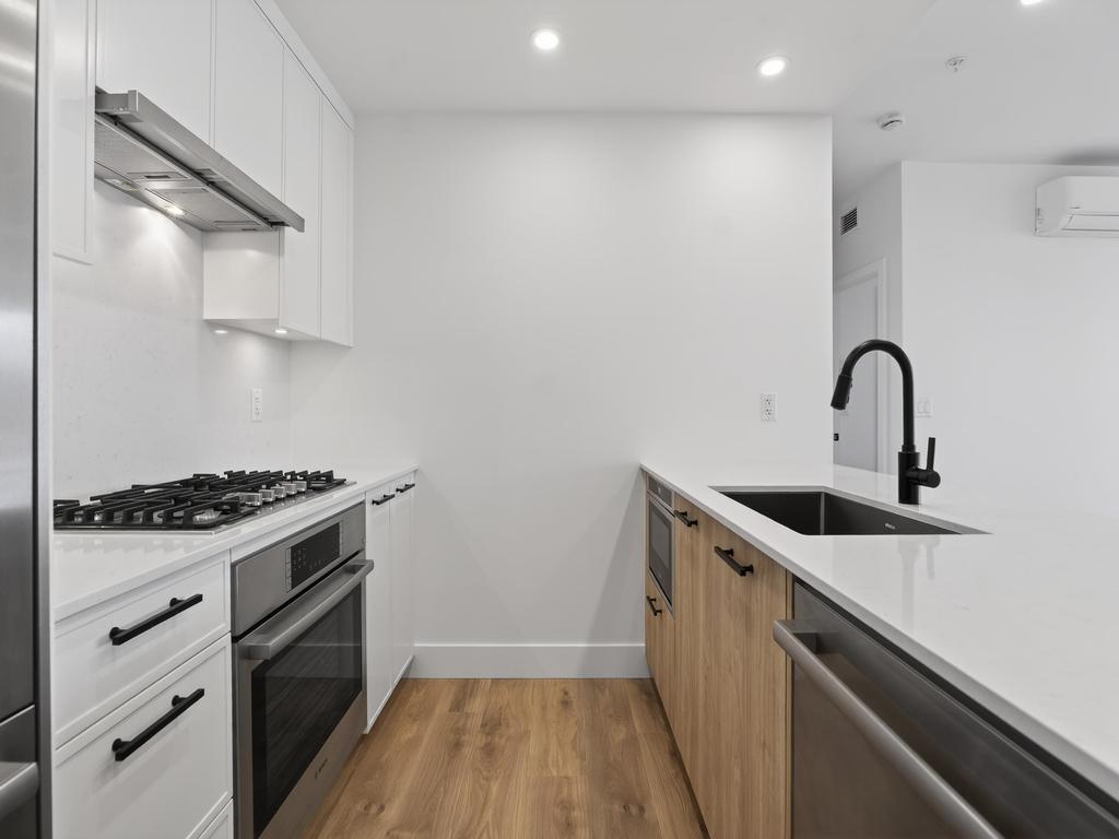 Listing Image for R3103611