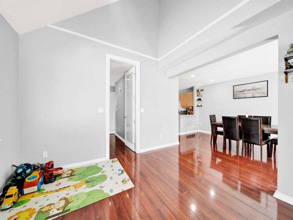 Listing Image for R3103645