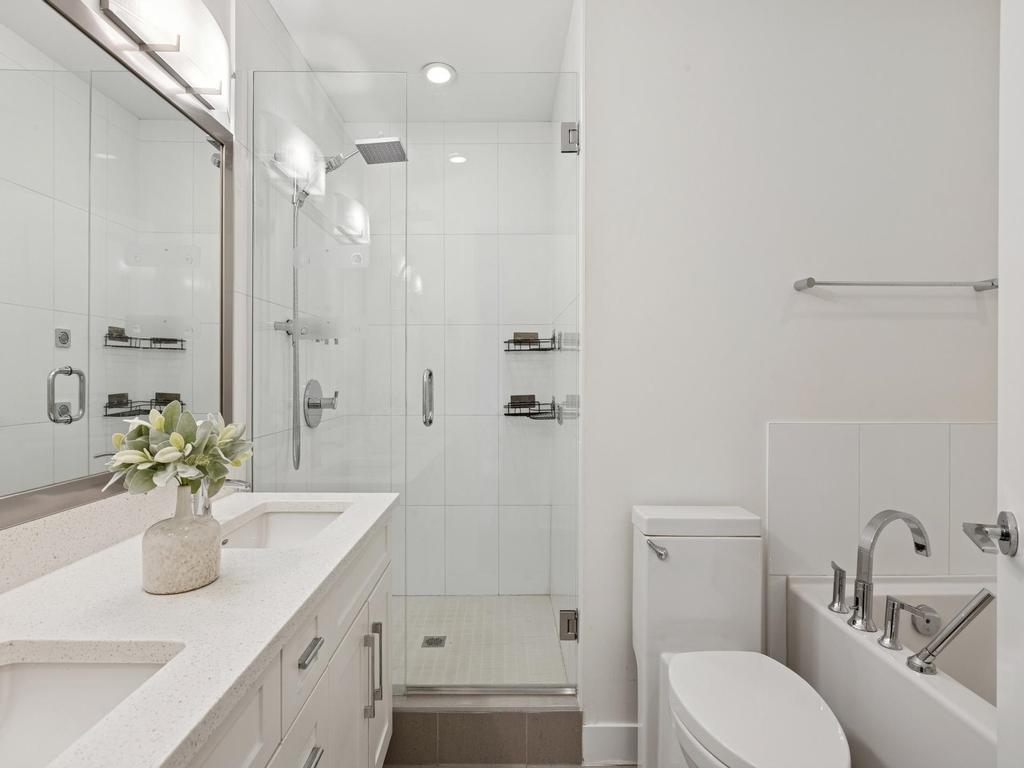 Listing Image for R3103696