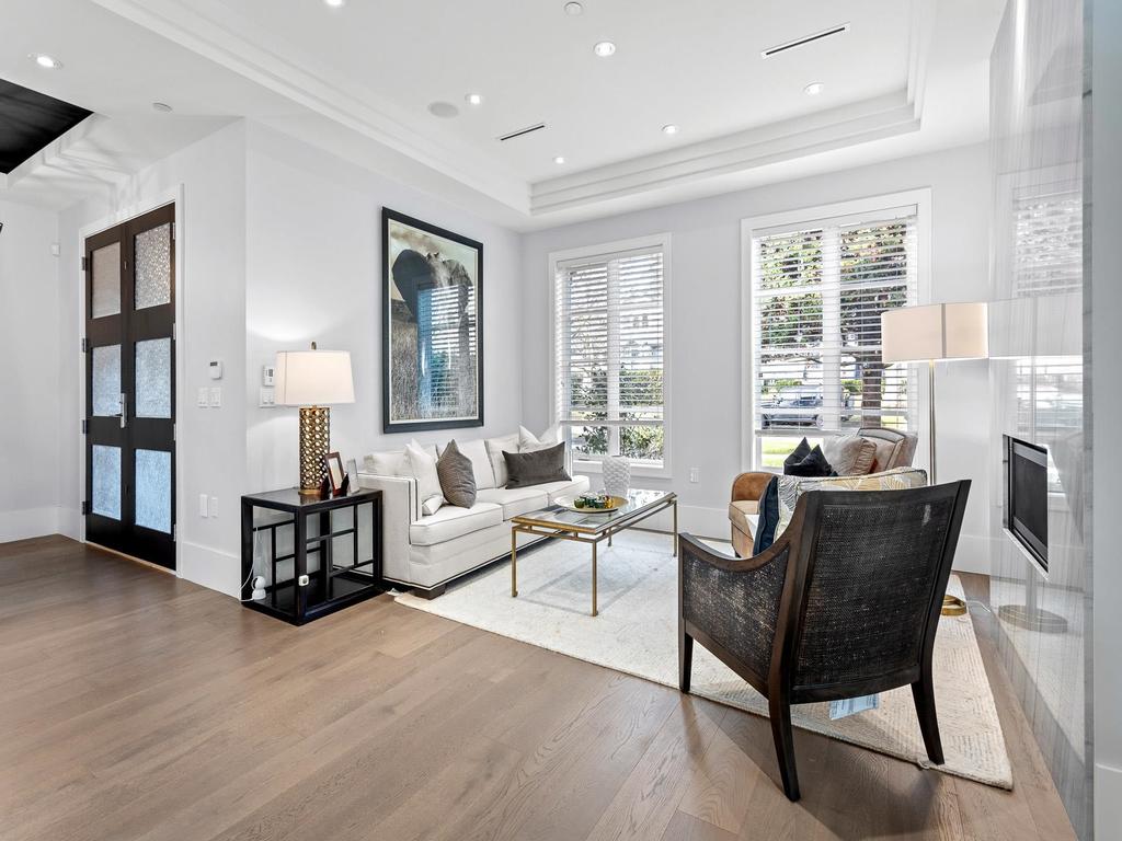 Listing Image for R3103826