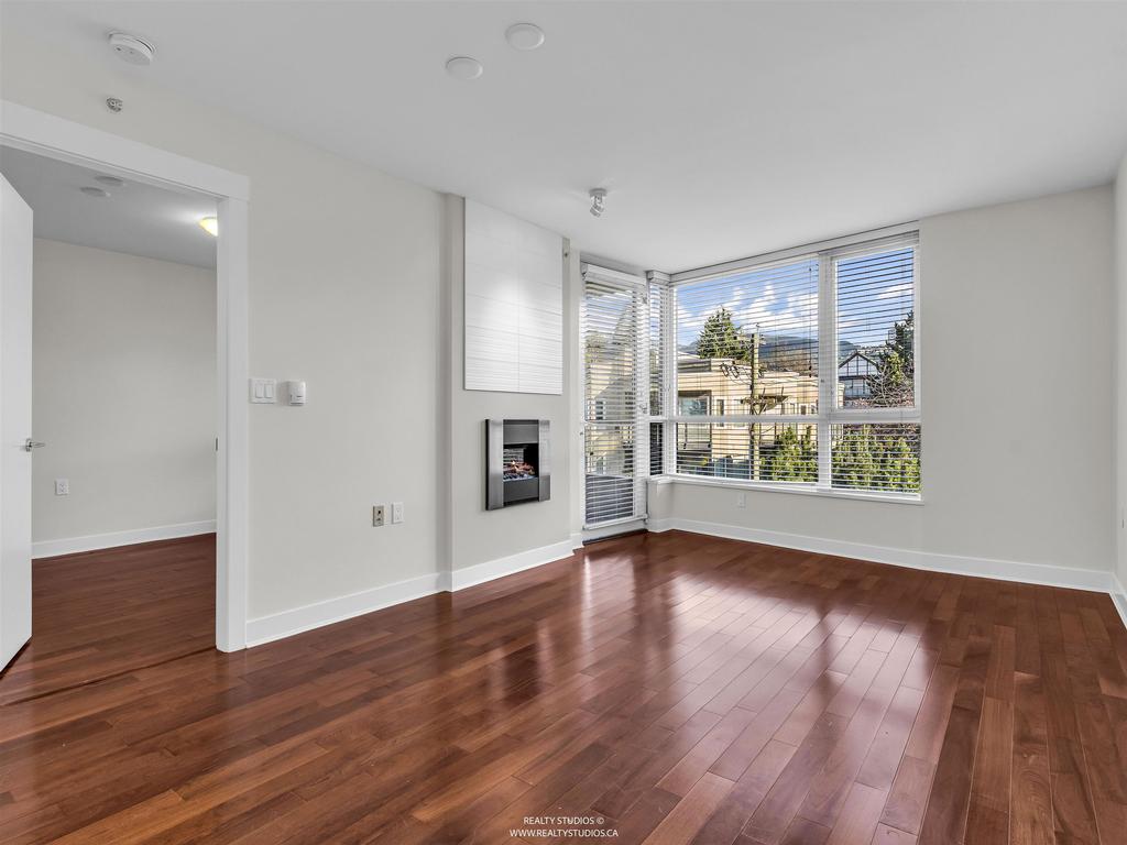 Listing Image for R3103879