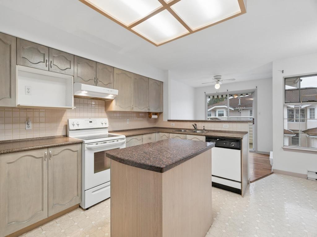 Listing Image for R3103894