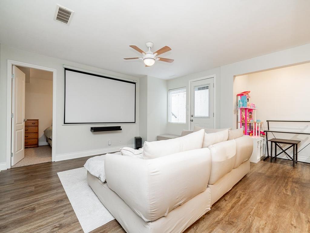 Listing Image for R3103902