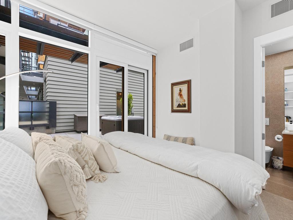 Listing Image for R3103960