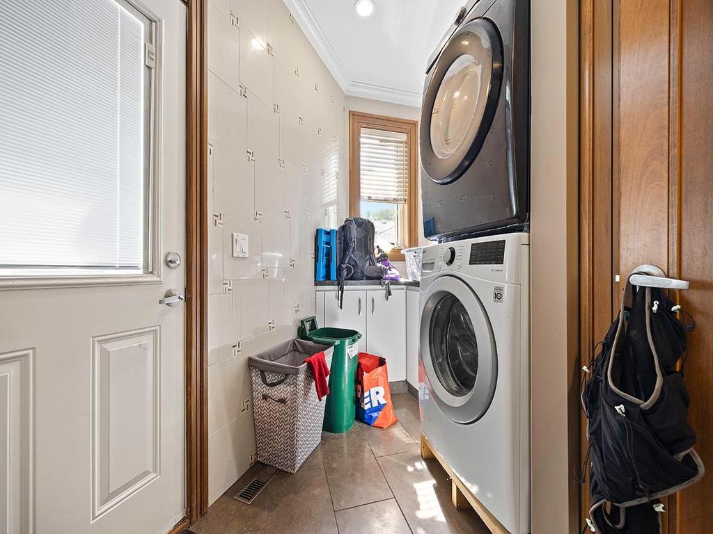 Listing Image for R3103994