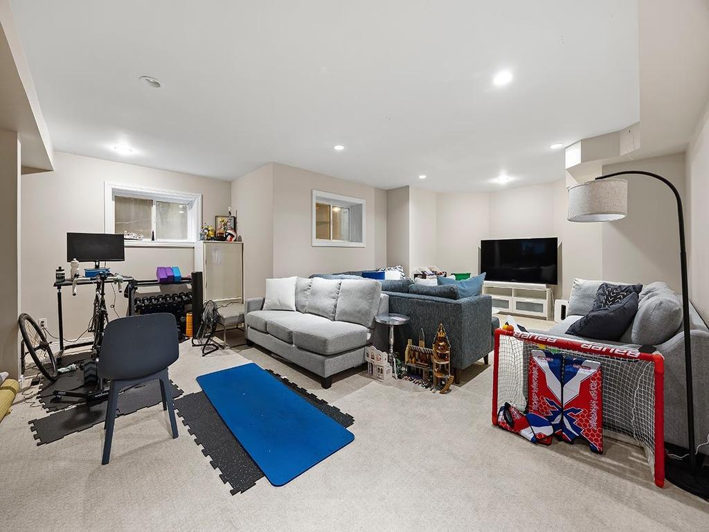 Listing Image for R3103994