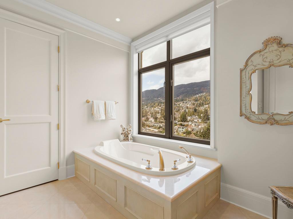 Listing Image for R3104026