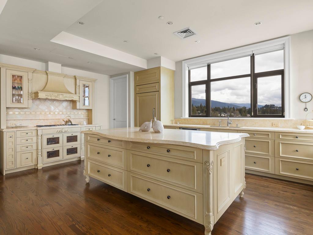 Listing Image for R3104026