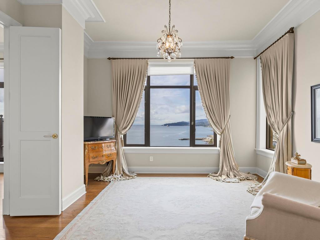 Listing Image for R3104026