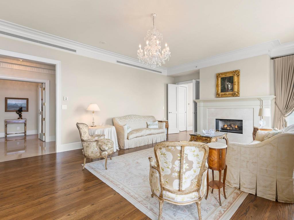 Listing Image for R3104026