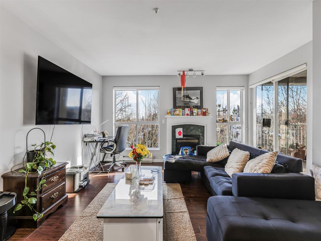 Listing Image for R3104043