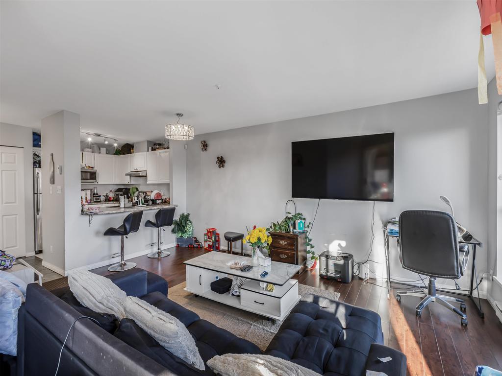 Listing Image for R3104043