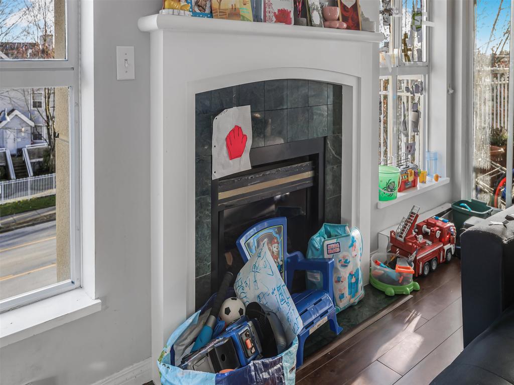 Listing Image for R3104043