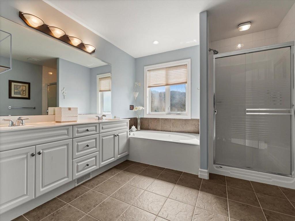 Listing Image for R3104053