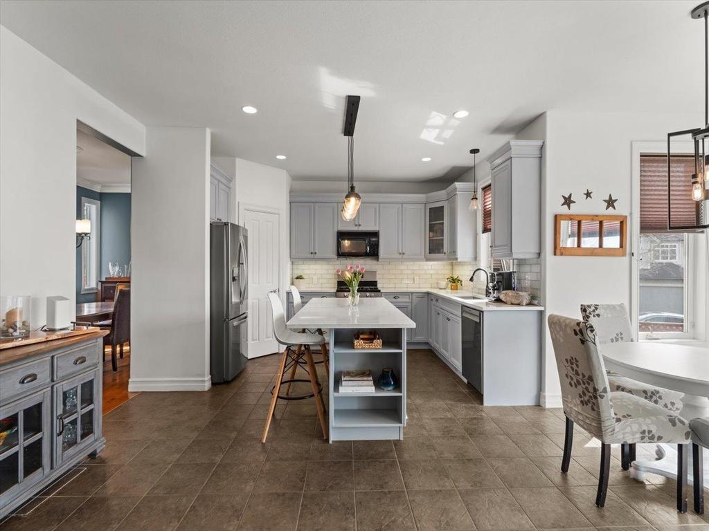 Listing Image for R3104053