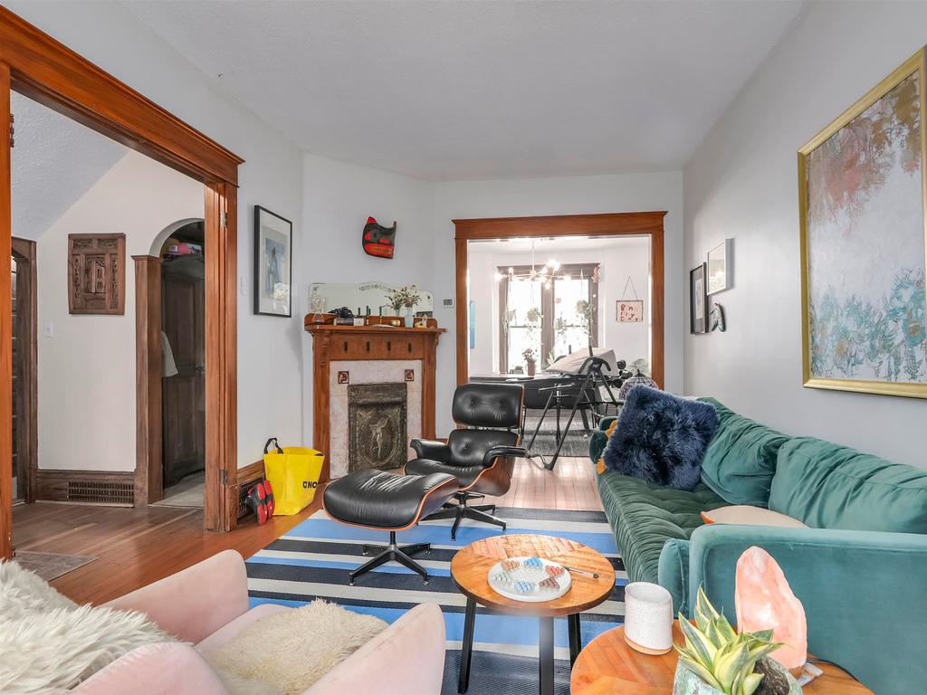 Listing Image for R3104057