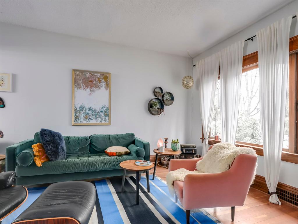 Listing Image for R3104057