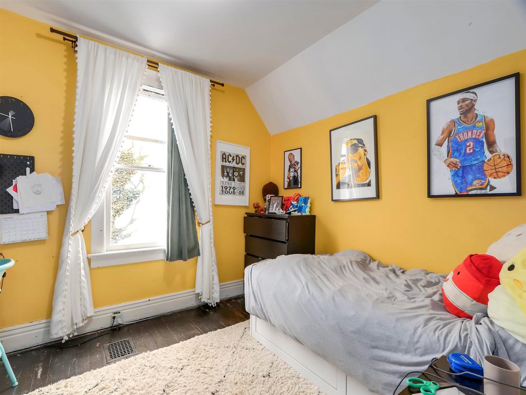 Listing Image for R3104057