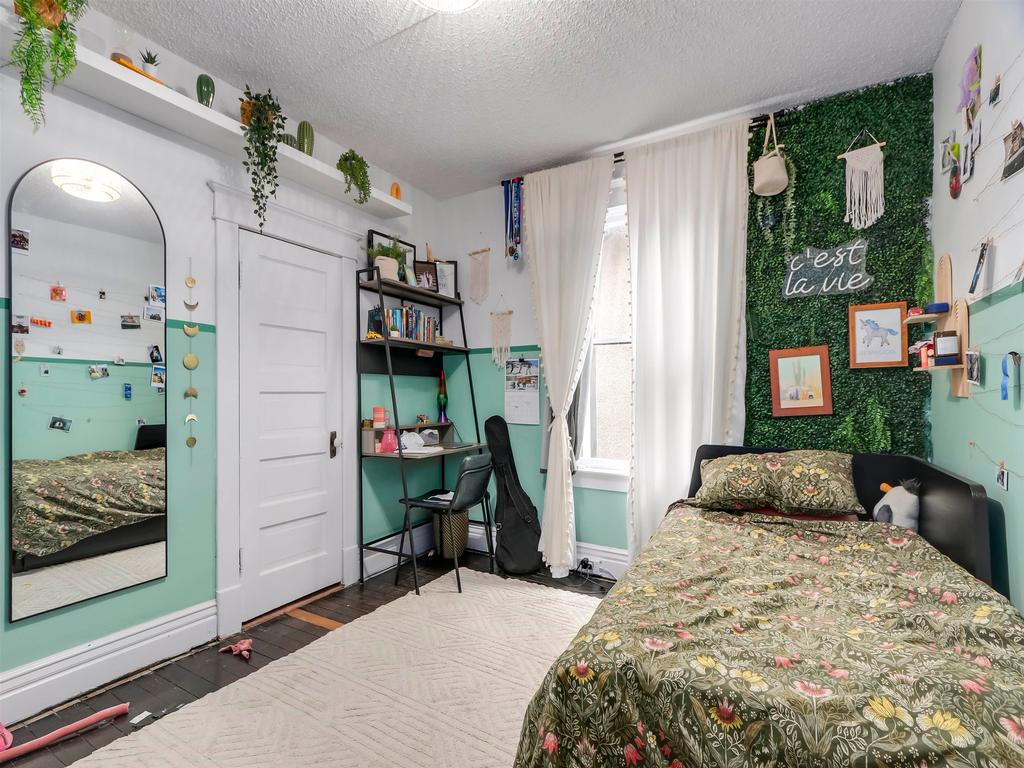 Listing Image for R3104057