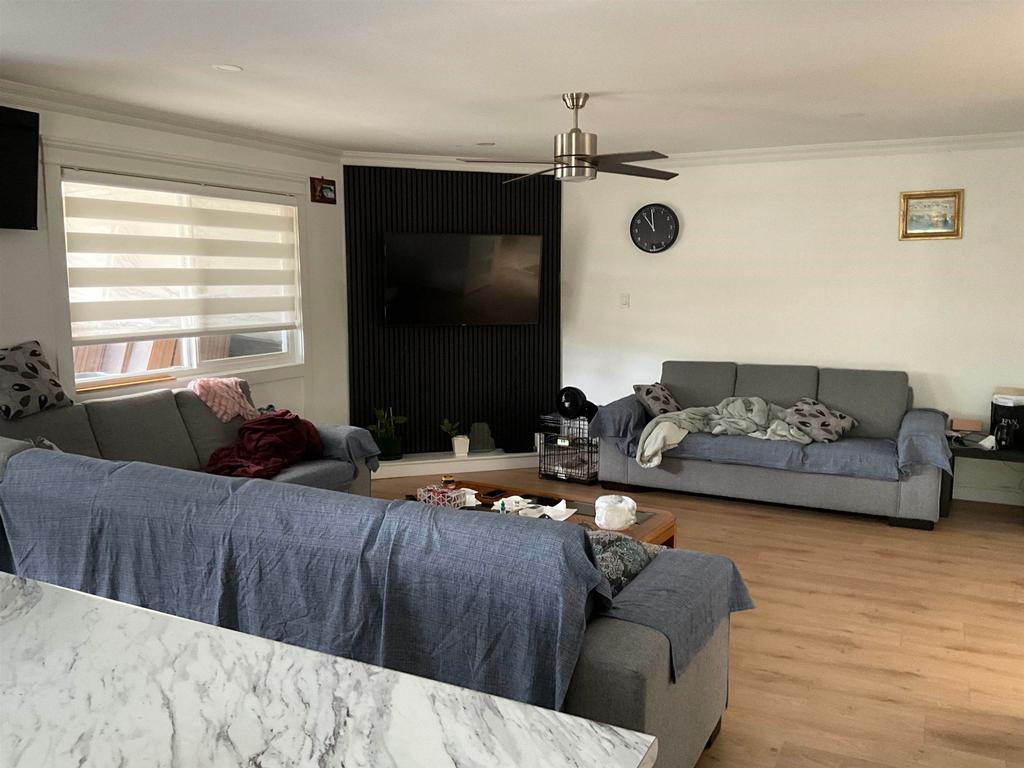 Listing Image for R3104058