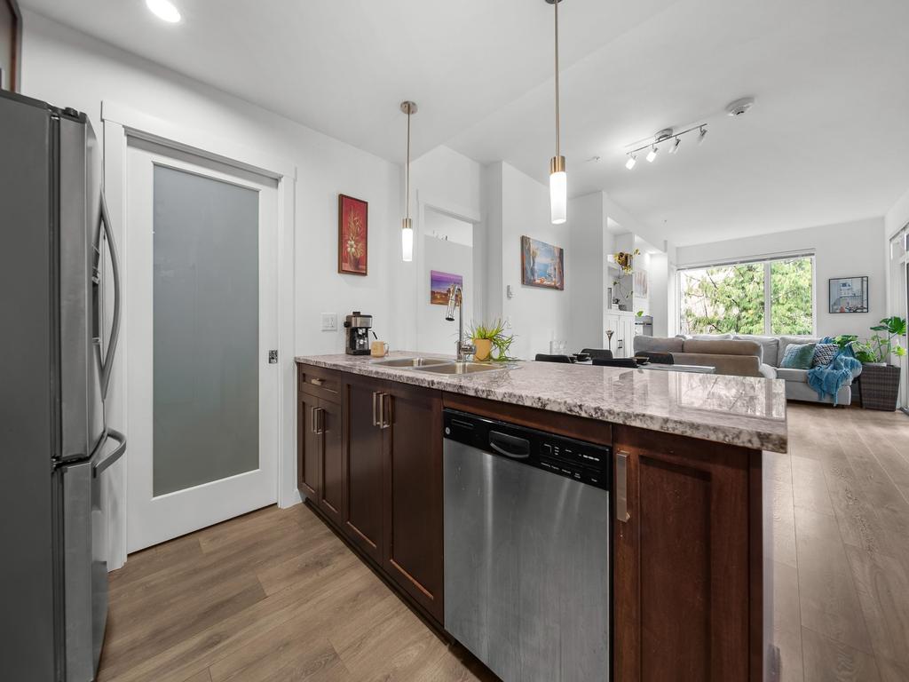 Listing Image for R3104086