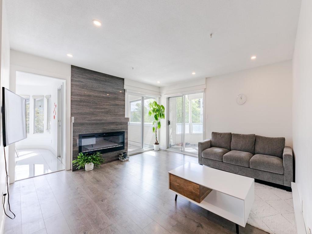 Listing Image for R3104095