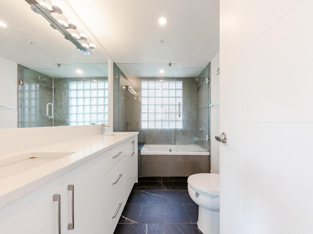 Listing Image for R3104095