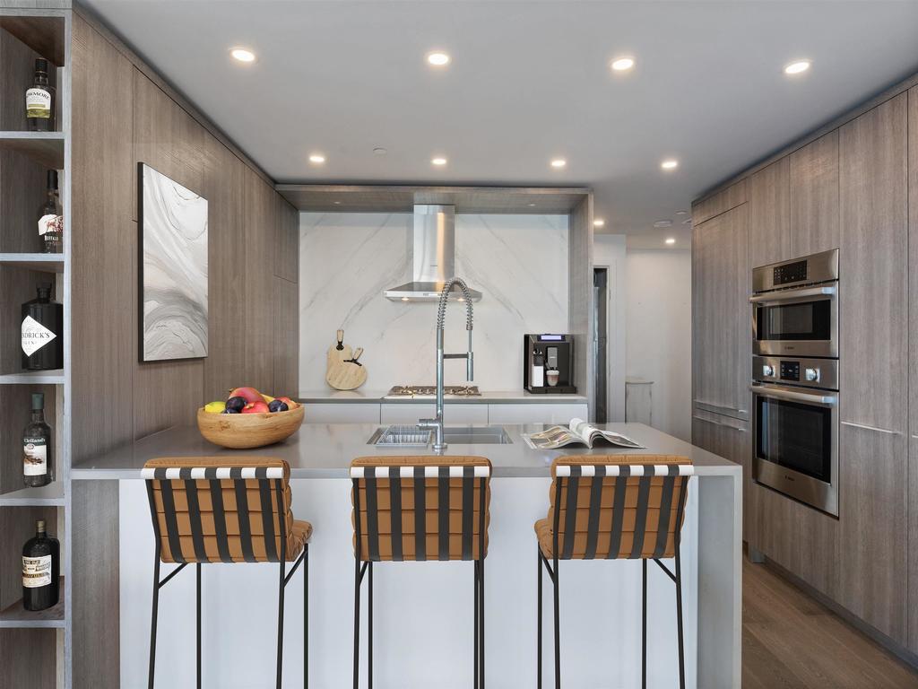 Listing Image for R3104105