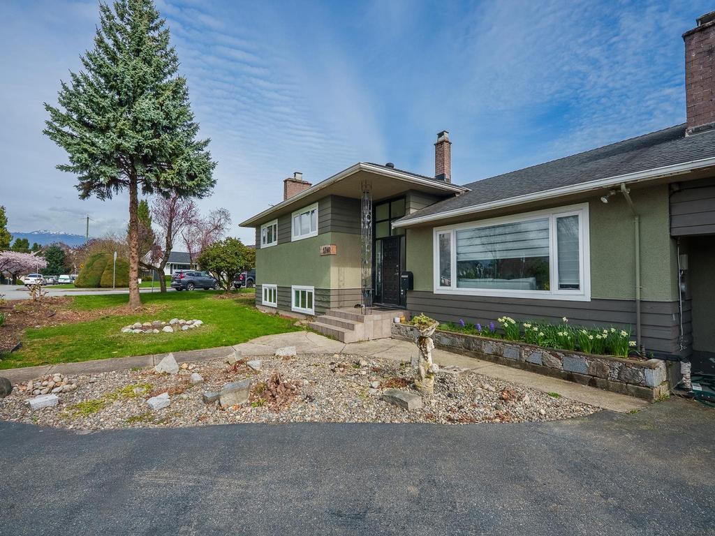 Listing Image for R3104114