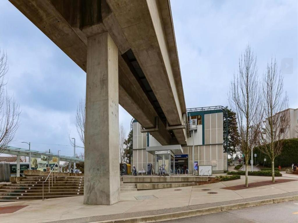 Listing Image for R3104132