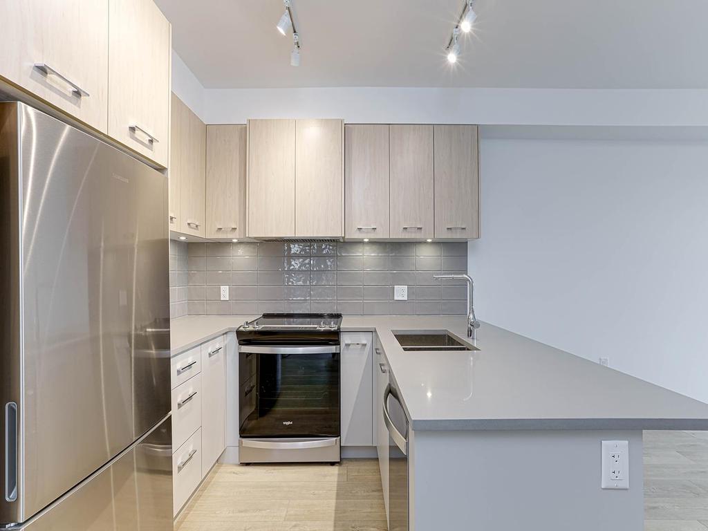 Listing Image for R3104132