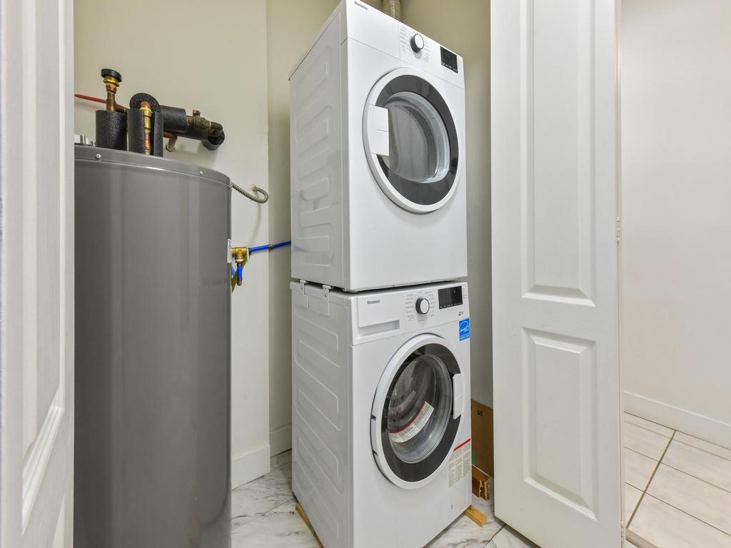 Listing Image for R3104215