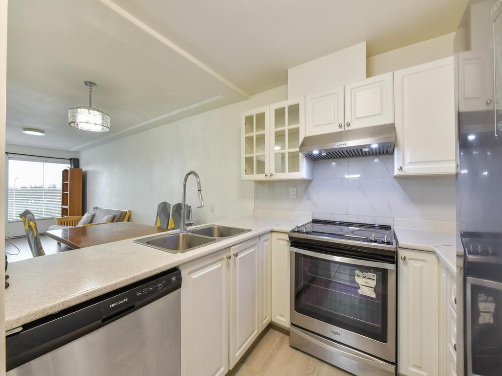 Listing Image for R3104215