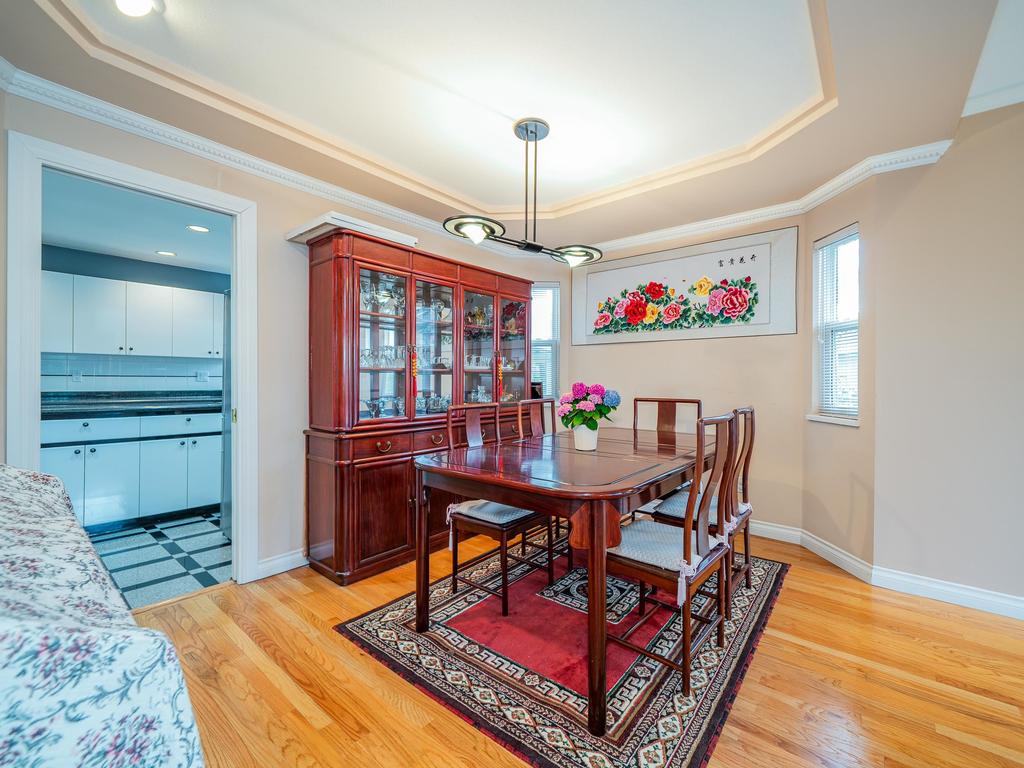 Listing Image for R3104275