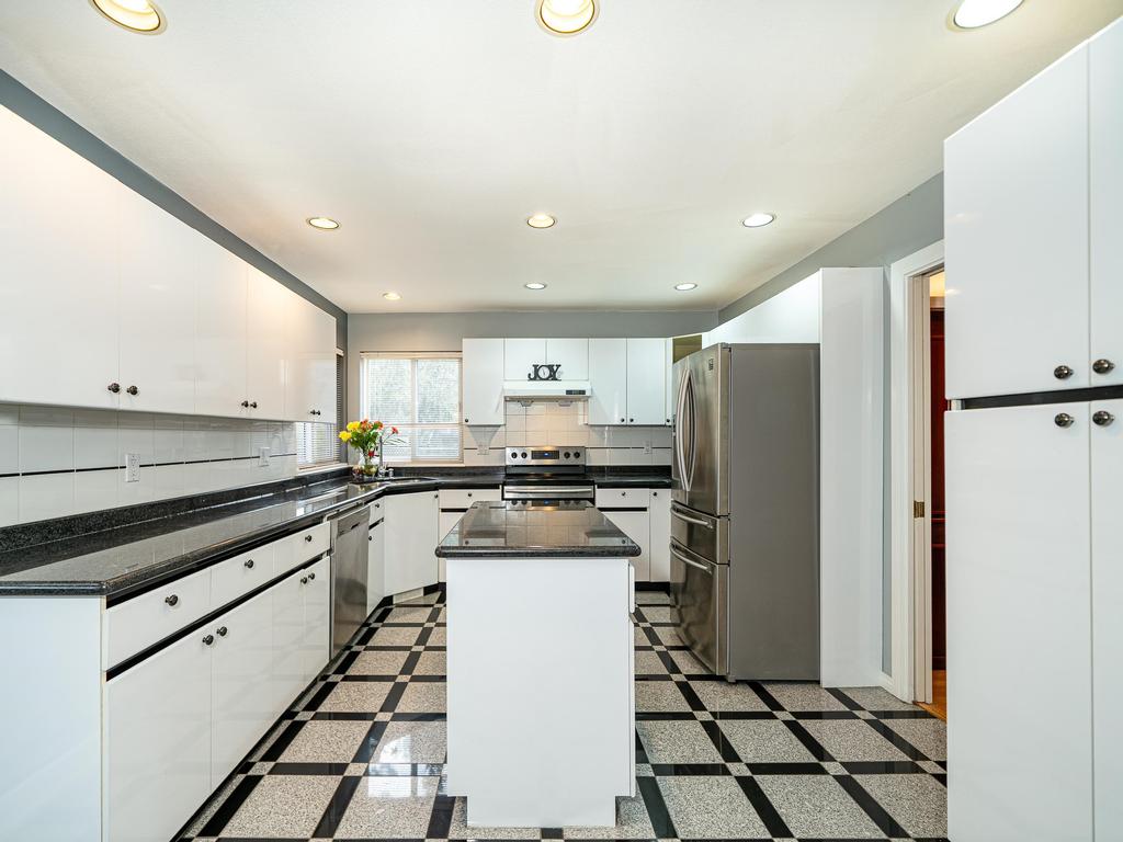 Listing Image for R3104275