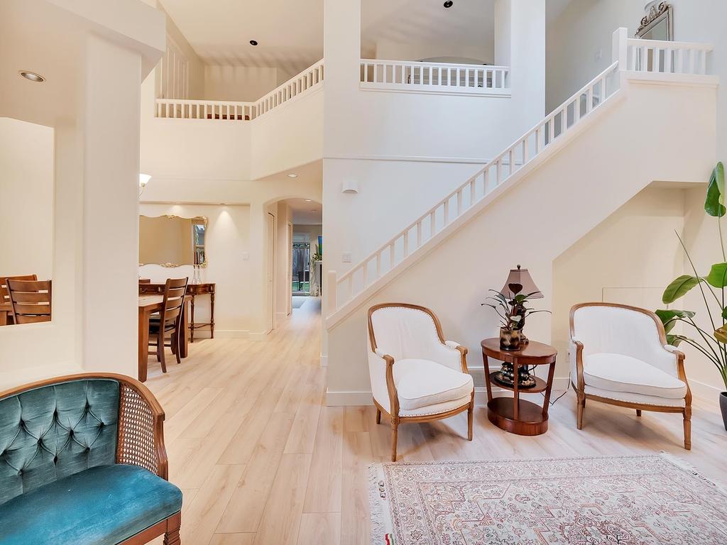 Listing Image for R3104294