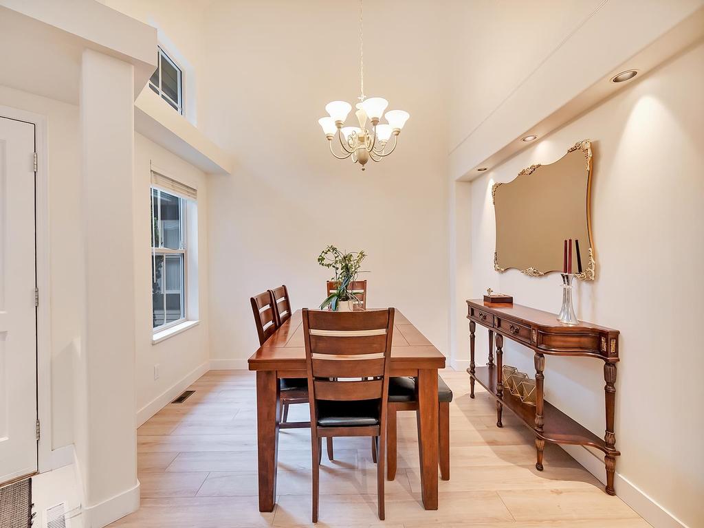 Listing Image for R3104294